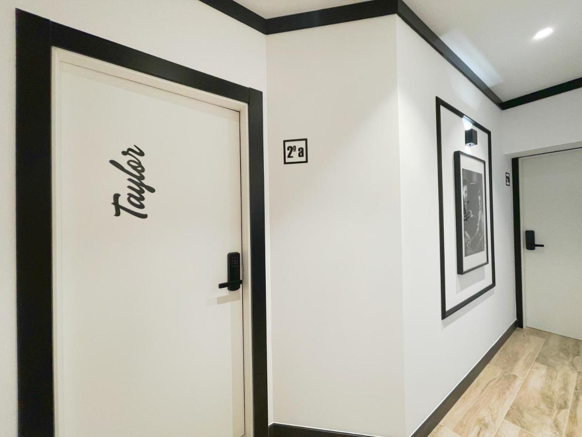 Apartamentos Mk77 Leon - Lancia Eksteriør bilde
