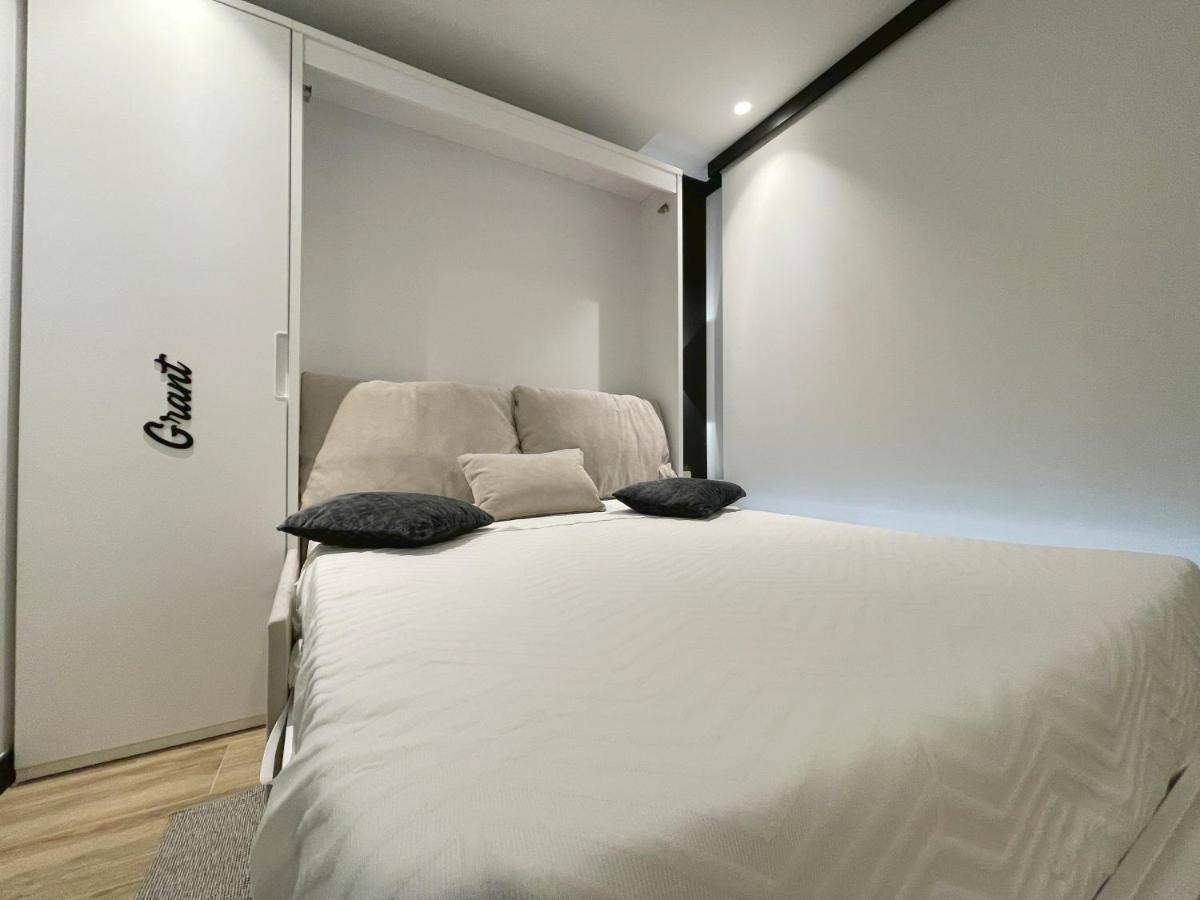 Apartamentos Mk77 Leon - Lancia Eksteriør bilde
